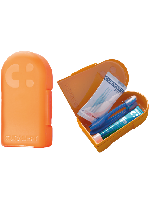 Travel kit Curasept + in omaggio dentifricio refill 20ml
